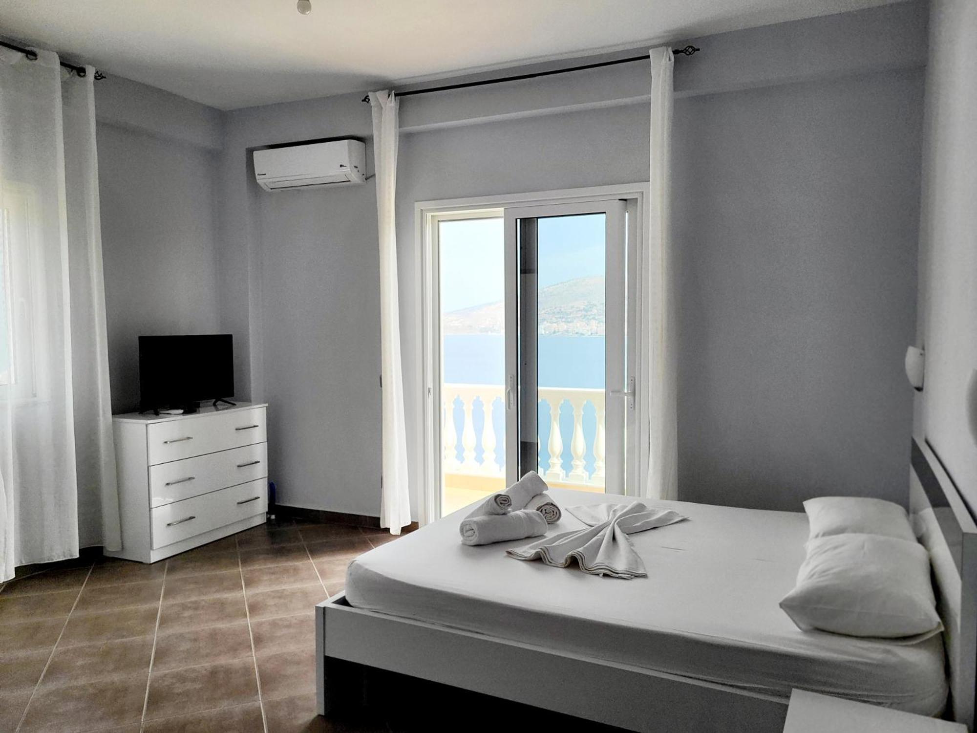 Ferienwohnung Vila Sulozeqi Sarandë Zimmer foto